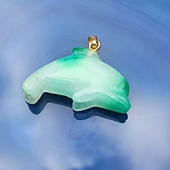 Vintage Polished Jadeite Etched Dolphin Pendant Charm - Picture 6 of 10